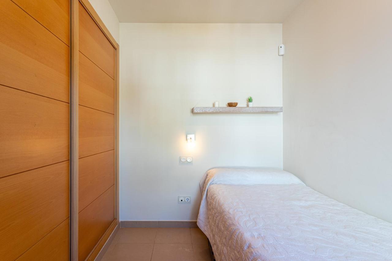 Charming Villa On The Seafront マルベーリャ エクステリア 写真