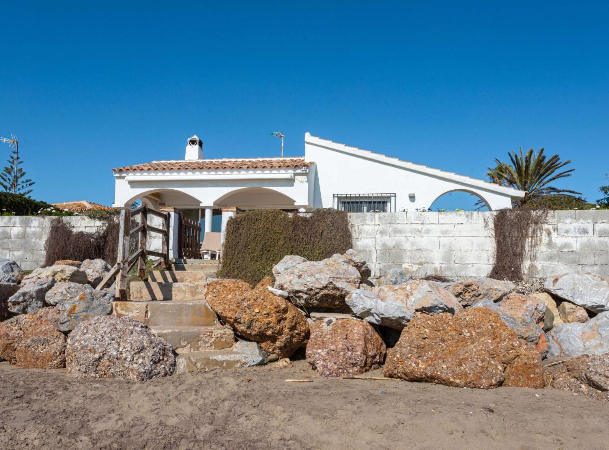 Charming Villa On The Seafront マルベーリャ エクステリア 写真