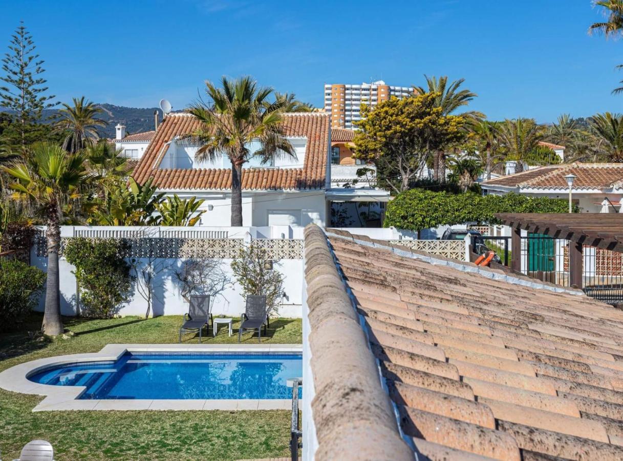 Charming Villa On The Seafront マルベーリャ エクステリア 写真